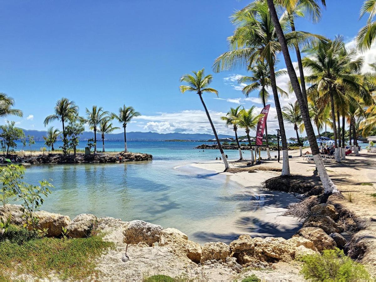 Appartement T1 Sur La Plage Et Vue Mer Le Gosier  Eksteriør bilde