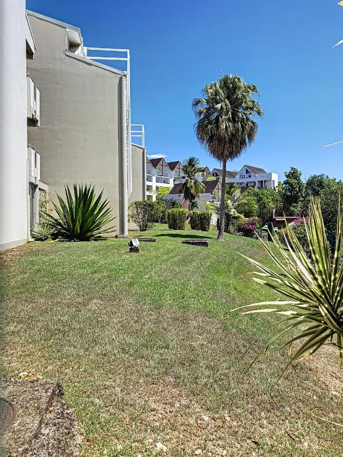 Appartement T1 Sur La Plage Et Vue Mer Le Gosier  Eksteriør bilde